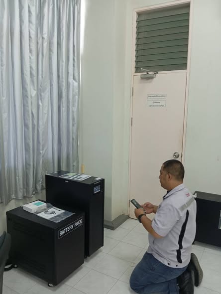 ภาพงานติดตั้งเครื่องสำรองไฟฟ้า CLEANLINE พร้อมชุดแบตเตอรี่ ภาพที่ 1